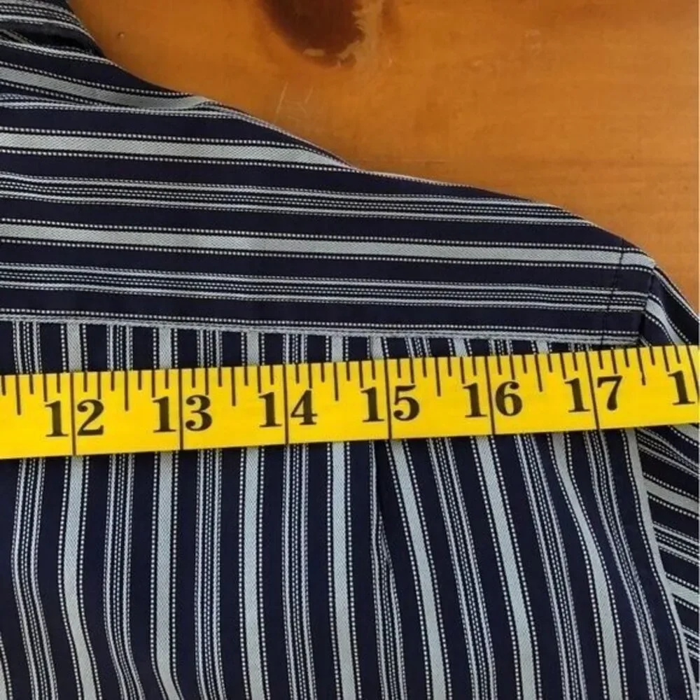 Banana Republic Blue Striped Small 14 - 14‎ 1/2 100% Cotton Long Sleeve Shirt